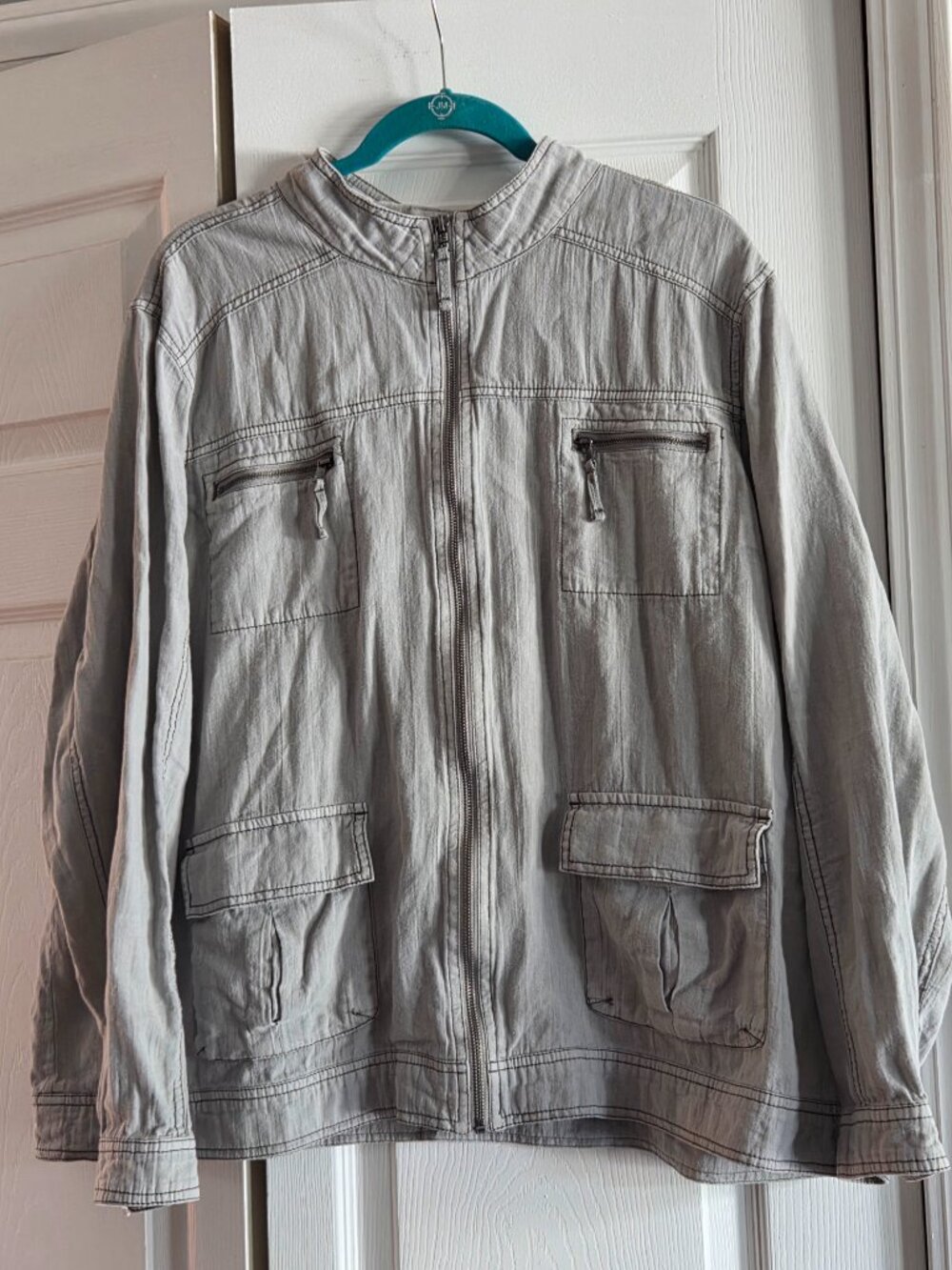 Light weight jacket. 2X - Picture 1 of 3